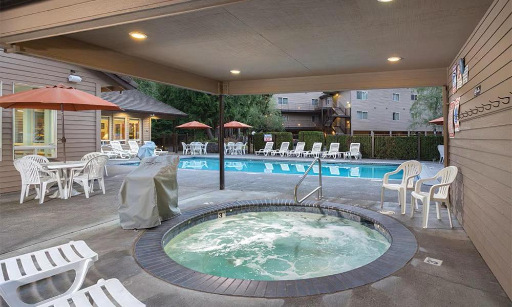Whispering Woods Resort Welches المظهر الخارجي الصورة